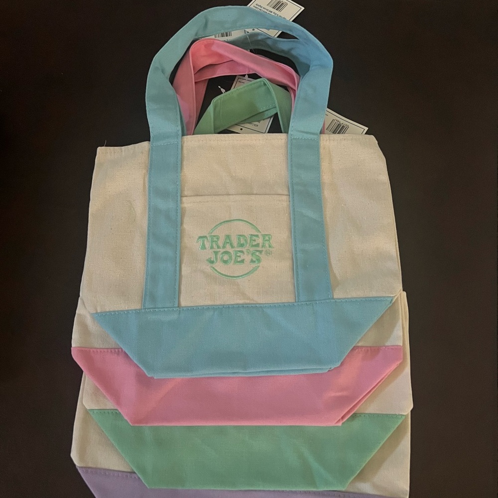 Trader Joe's Pastel Canvas Tote Bag Limited Edition Spring Full Set